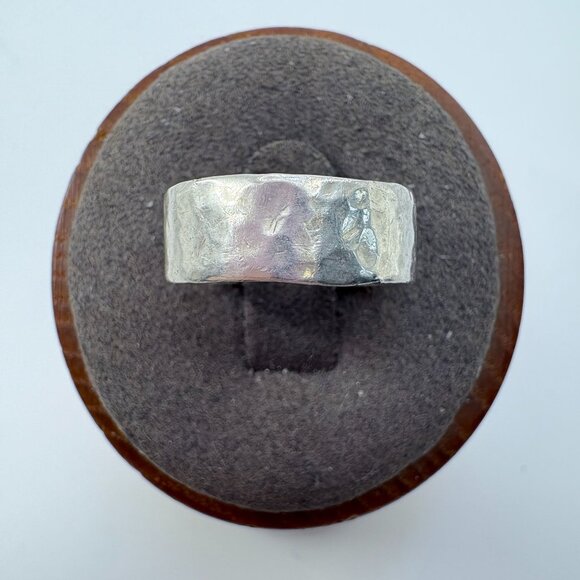VTG Solid Sterling Silver 925 Hammered Finish Band Ring Size 6 - Picture 1 of 7